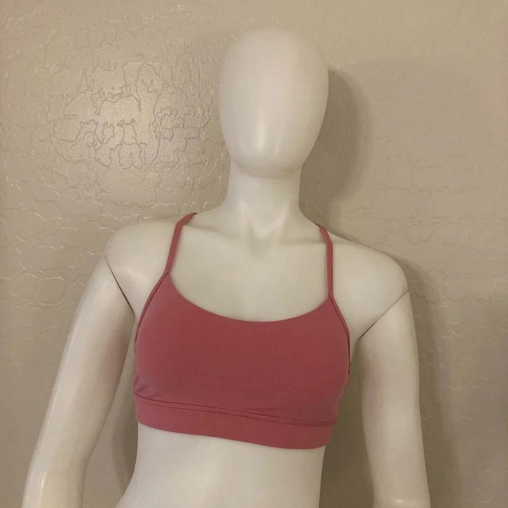 Lululemon Flow Y Adjustable Bra *Light Support, A–C Cups Pink Blossom Size 8